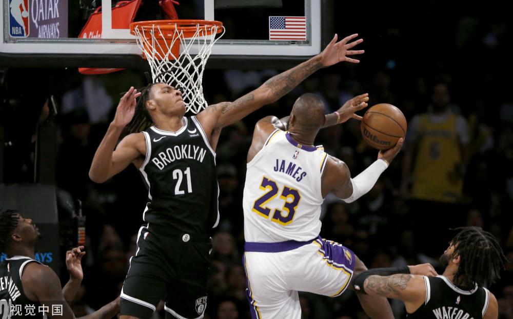 都需要一名 都需要一名